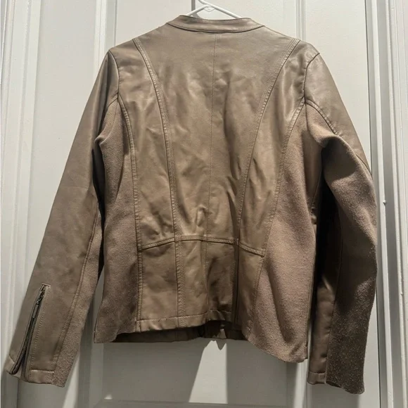 Mo-Ka Beige Jacket Size M - Picture 2 of 3